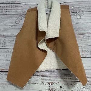 Girls Gymboree faux suede vest